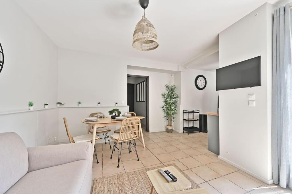 L'Olivier - 2 Terrasses - Clim Ac - Wifi - Proche Theatres Daire Avinyon Dış mekan fotoğraf